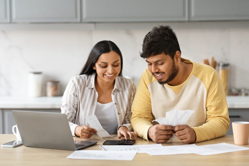 How Newcomers can Save Money in Canada
