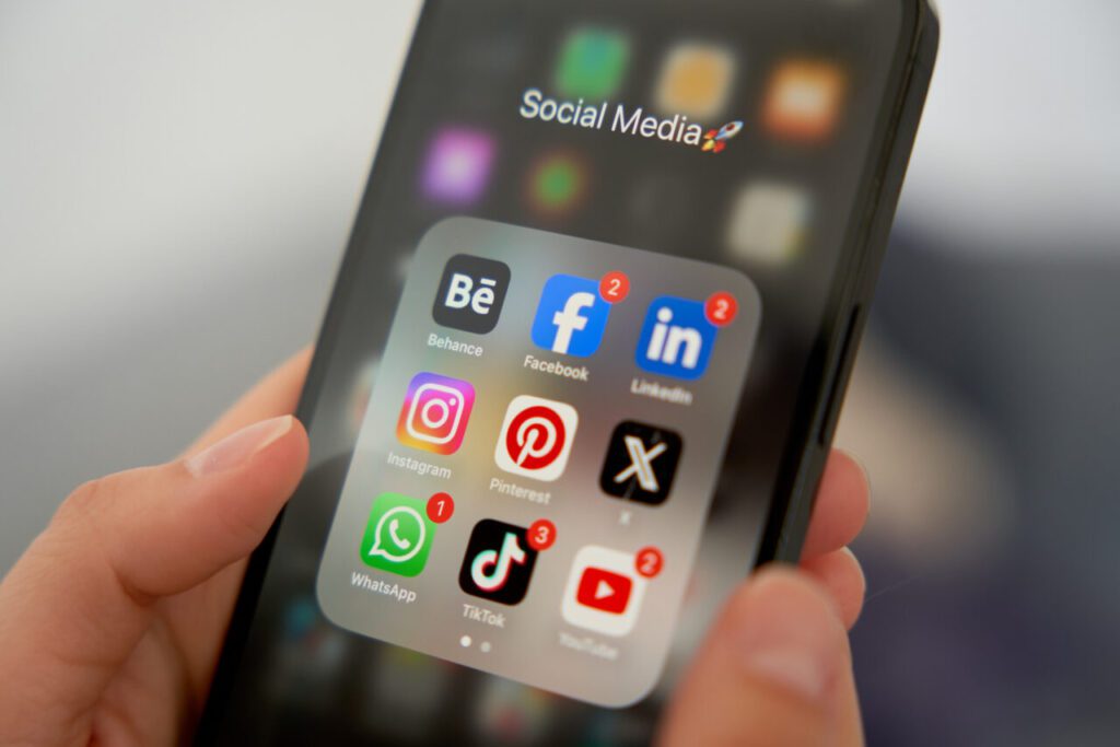 Trump Administration Looks to Bolster Vetting Through Screening Social Media Accounts