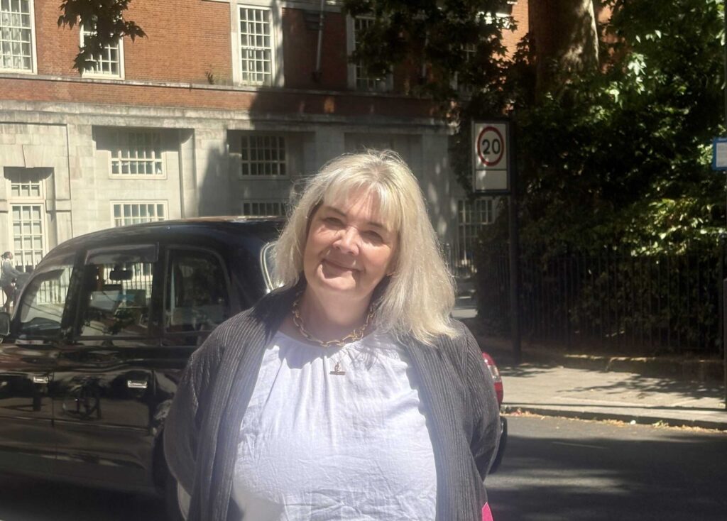 Anita Gleave