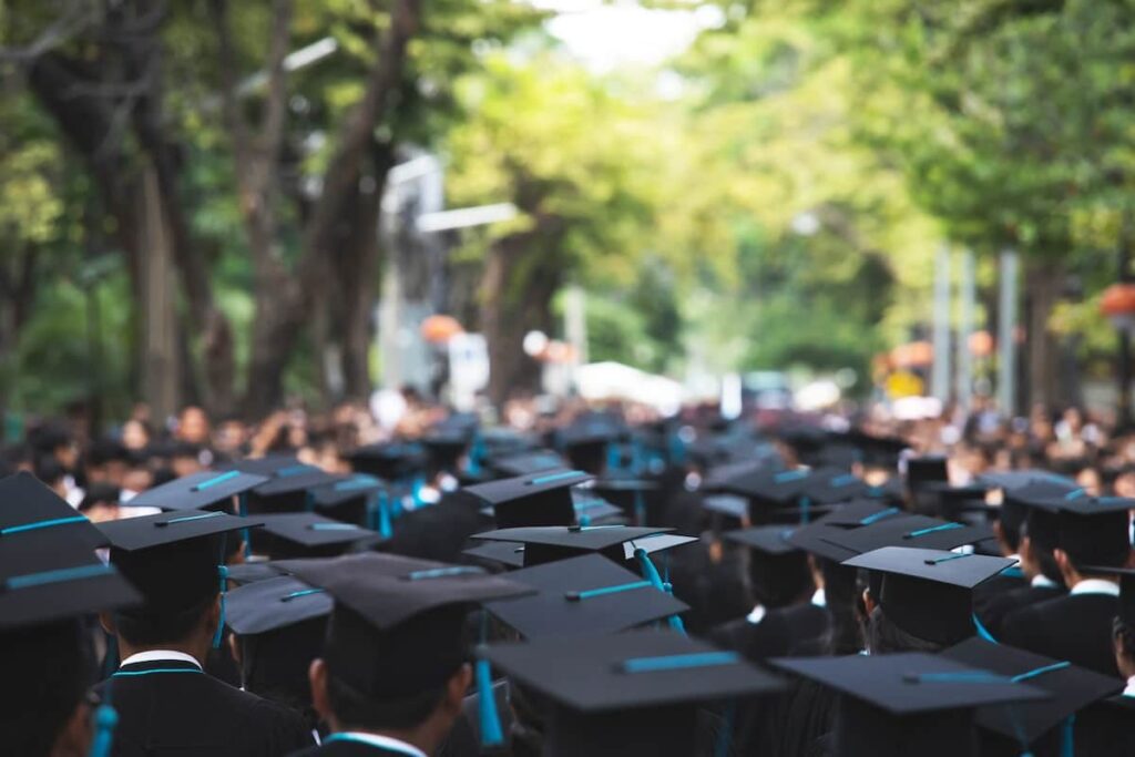 Canada postpones removal of study programs from PGWP eligibility