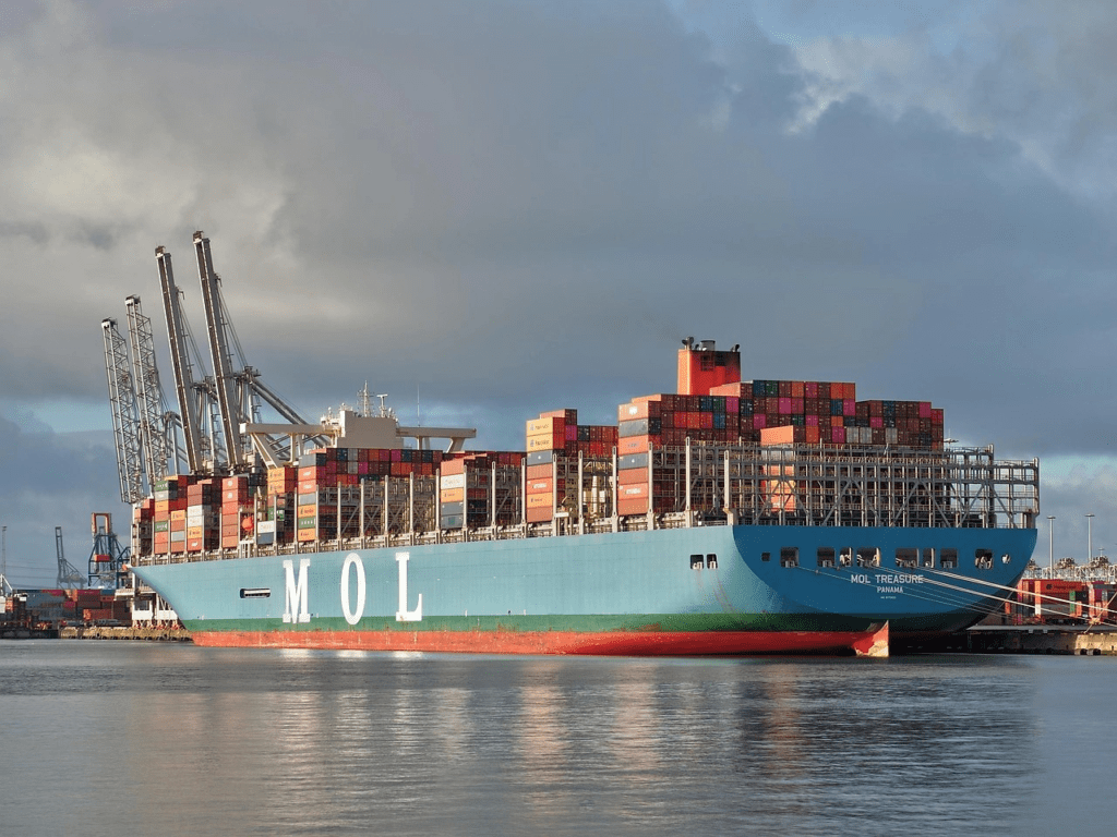 U.S. Tariff Rates Surge to Historic Highs, Raising Concerns