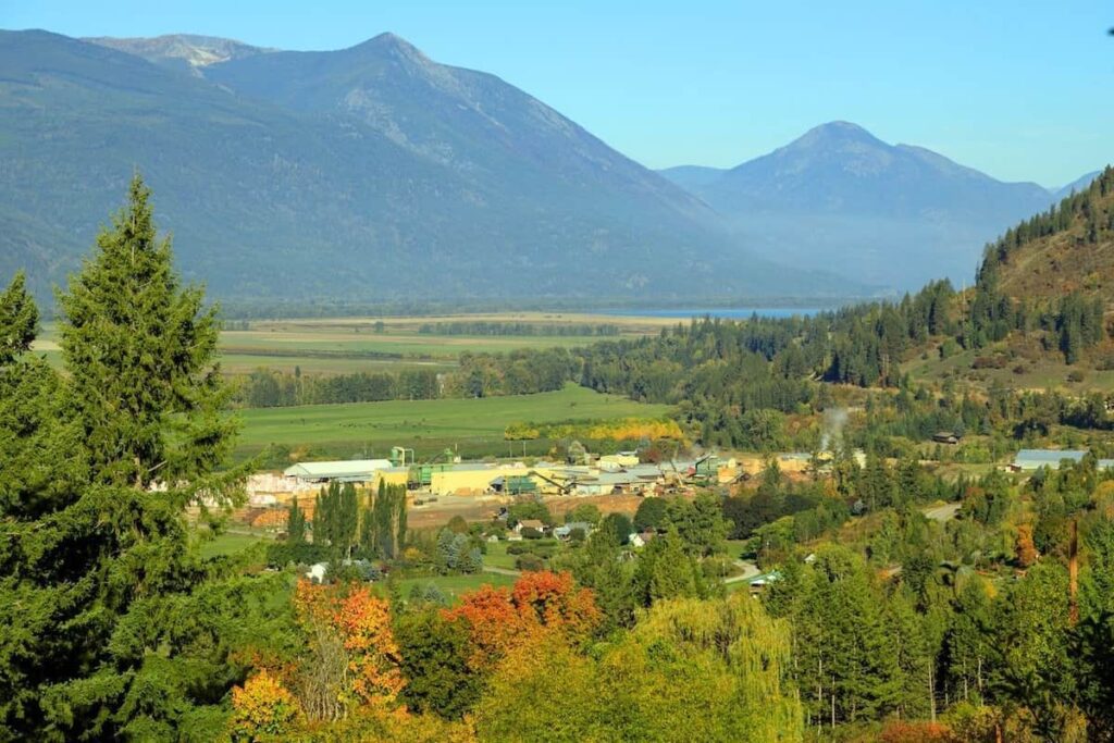 Canada increases funds needed to immigrate through rural pathways for PR by over 30%